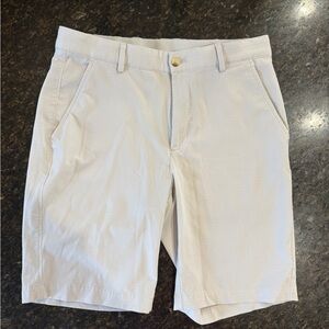 Greg Norman Men's Light Beige Classic Golf Shorts